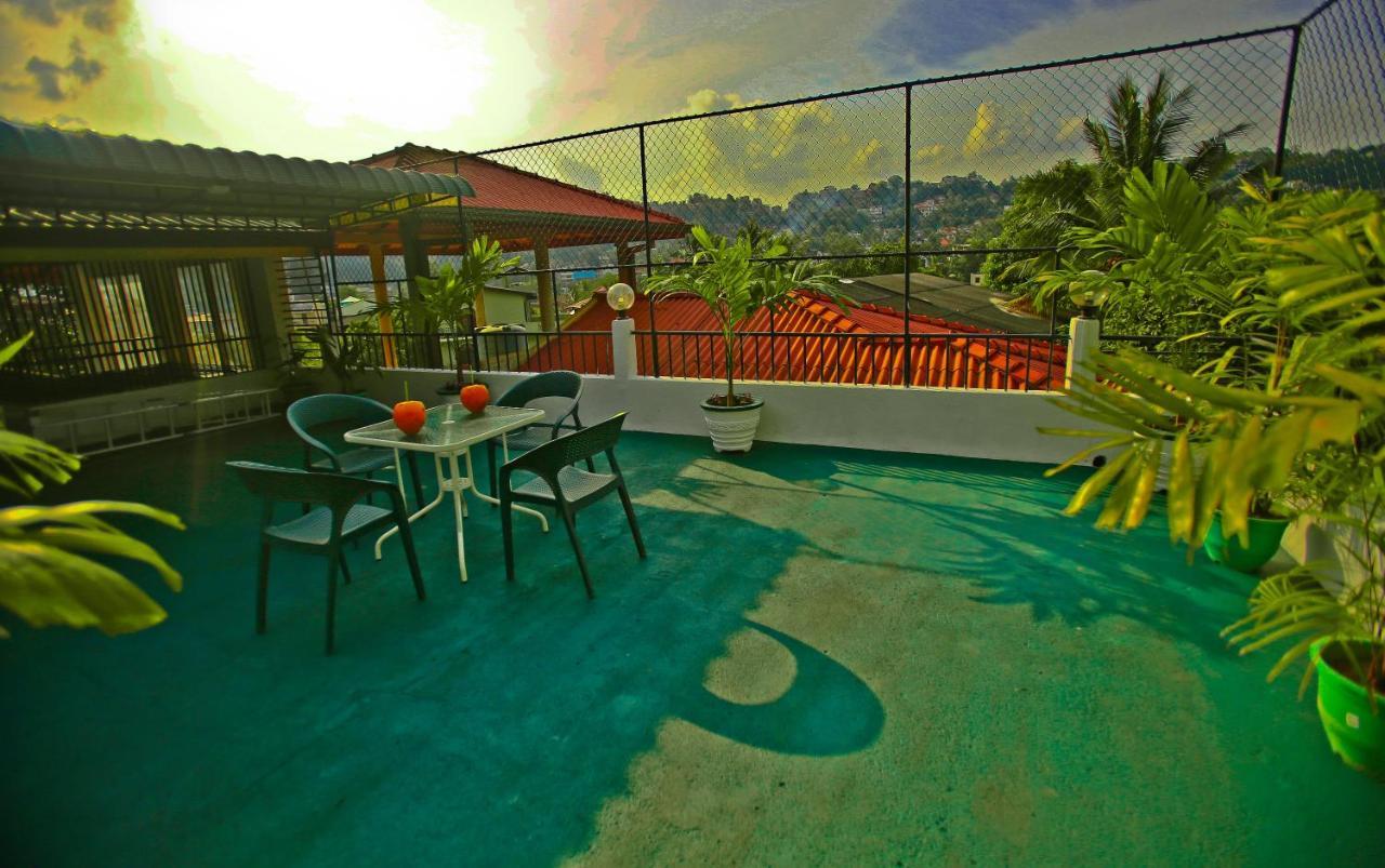 Kandyan Fo Rest Exterior photo